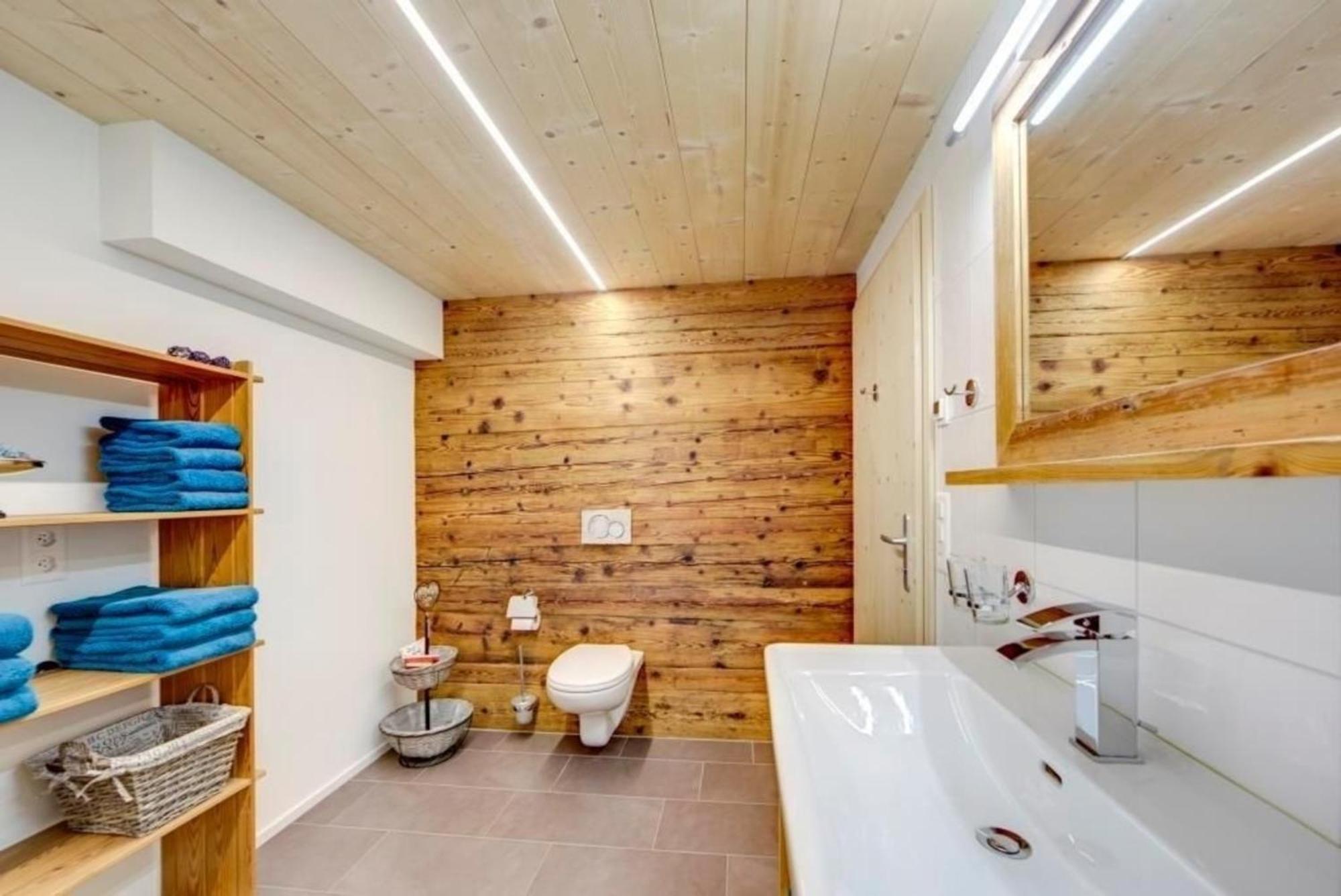 Bauernhof Fendrig - Neue Wohnung Haslen Exterior foto